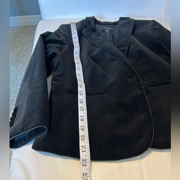Ann Taylor velvet blazer - Picture 14 of 15